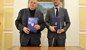 В Украине изменят процесс бронирования разрешений на международные автоперевозки
