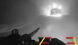 Наземный дрон с пулеметом Browning уничтожил МТ-ЛБ оккупантов и сорвал ночной штурм. ВИДЕО