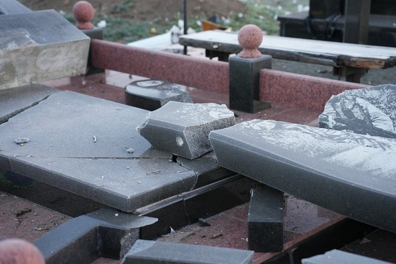 удар по кладовищу у Черкасах