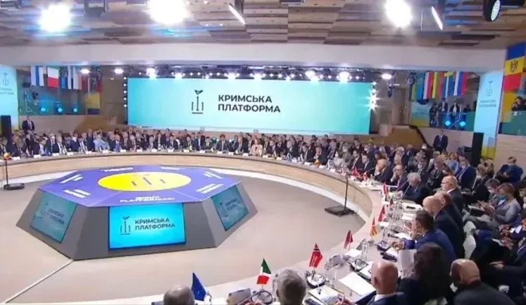 Учасники Кримської платформи закликали посилити санкції проти РФ та протидіяти їх обходу