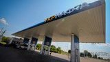 Крупнейшие сети АЗС повысили цены на автогаз