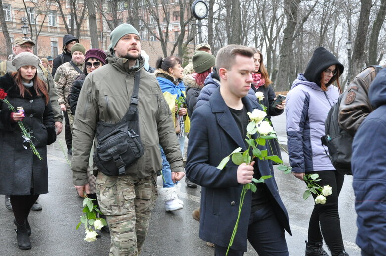Пам’ятаємо!: у Києві вшанували подвиг Героїв Небесної Сотні 36