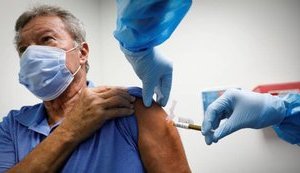 НСЗУ розробляє пакет послуг, який покриє витрати на вакцинацію проти COVID-19, - Шмигаль. ВIДЕО