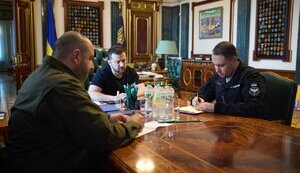 Зеленскьий, Умєров та Буданов на нараді