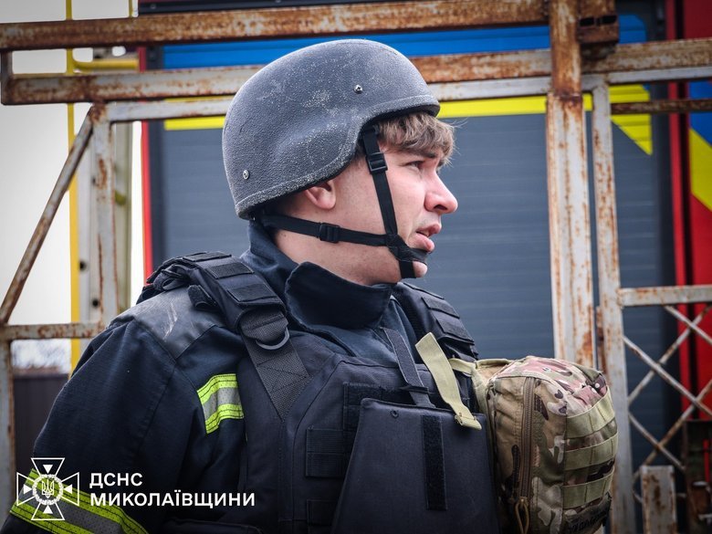 A house caught fire in Mykolaiv after the UAV attack: the ammunition was seized.