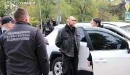 Переведення військового до тилу за $4500: посадовцю ТЦК на Донеччині повідомили про підозру. ФОТОрепортаж
