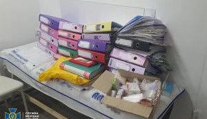 На Вінниччині та Буковині викрили масштабні підробки COVID-документів