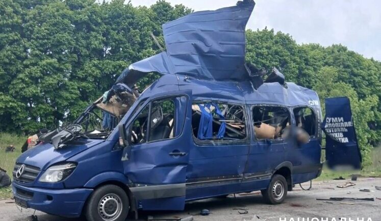 Russians attacked a bus in Sumy region, 9 people killed (updated). PHOTO