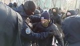 "Чемодан, вокзал, Камбоджа": у Києві спробували провести акцію в пам