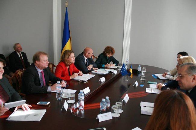Задержанным в оккупированном Крыму не предоставляют надлежащей медпомощи, - Денисова на встрече с докладчиками ПАСЕ 05