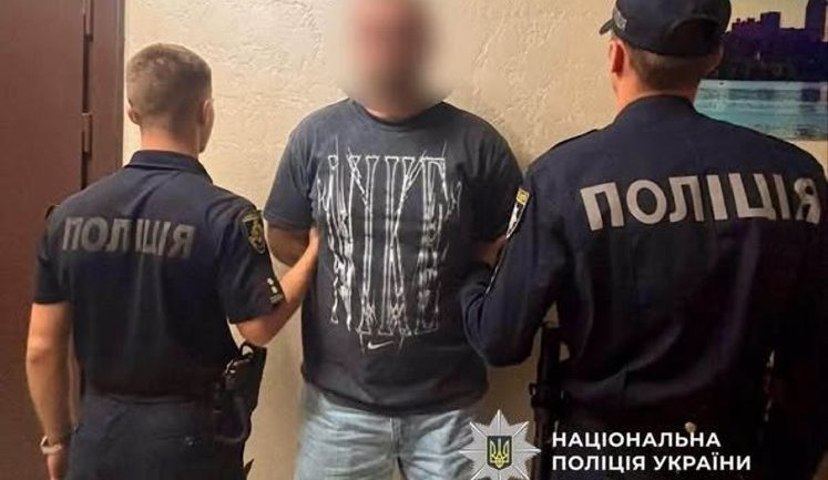 Двоє чоловіків влаштували стрілянину з травматичної зброї в Дніпрі: є постраждалі