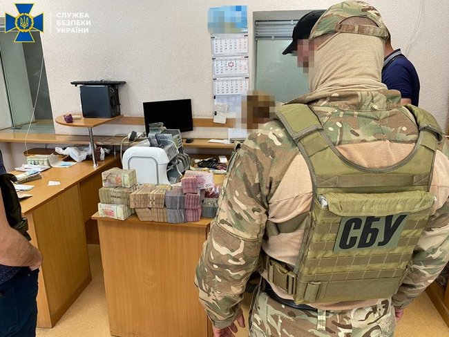 СБУ пресекла деятельность в Одесской области конвертационного центра с оборотом в 500 млн грн 05