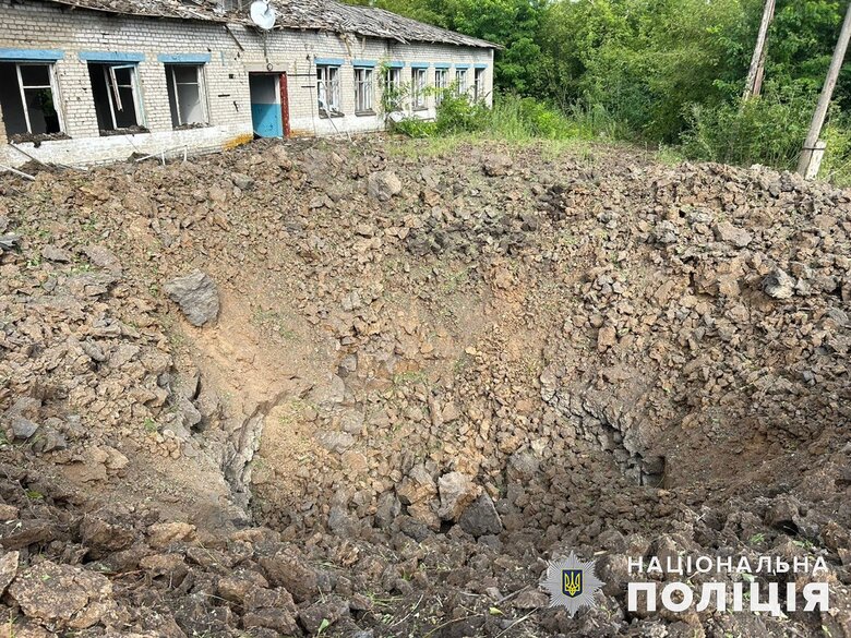 Наслідки ворожих обстрілів Донеччини 09
