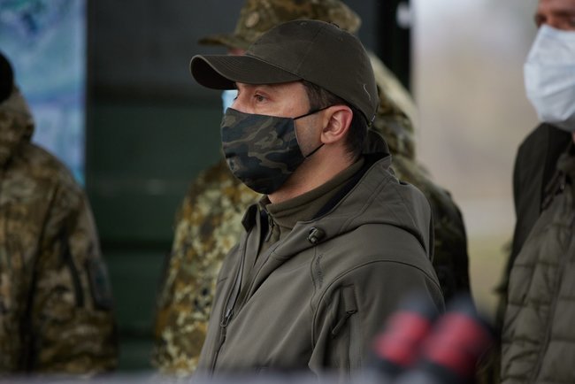 Зеленский посетил отделение пограничной службы Рассыпное на Луганщине 02