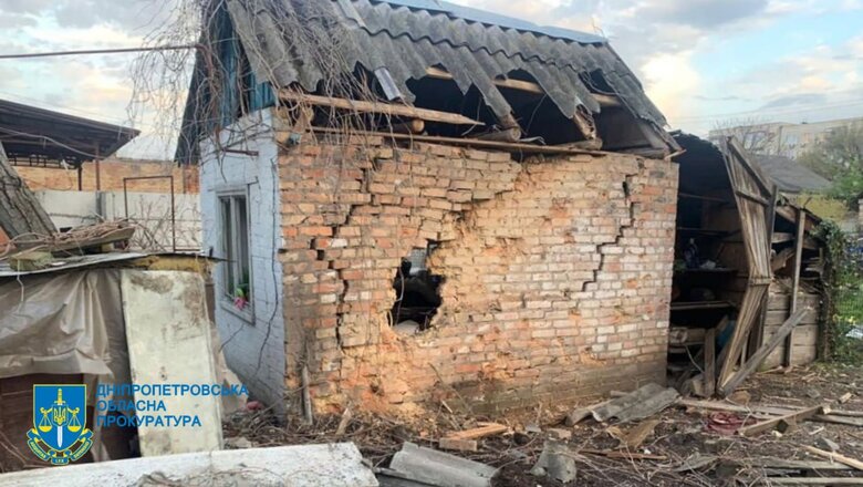 Последствия вражеских обстрелов Никополя 01