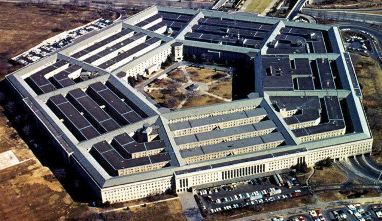Former Pentagon chiefs condemn Pentagon firings and accuse Trump of turning military into tool of partisan politics