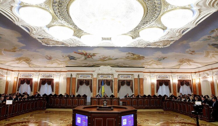 26 травня відбудуться вибори Голови Верховного Суду України, для чого такий поспіх? - екснардепка Острікова