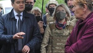 Латвія всіляко підтримуватиме Україну на міжнародних майданчиках, - спікерка Сейму Мурнієце під час відвідування Донбасу