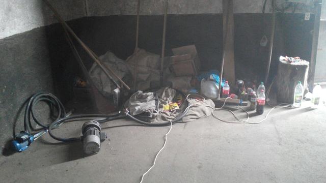 Налоговики ликвидировали подпольный цех по изготовлению фальсифицированного алкоголя и пресекли его продажу 02 Налоговики ликвидировали подпольный цех по изготовлению фальсифицированного алкоголя и пресекли его продажу 02