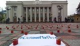 Активисты требовали под Радой отставки Степанова: "Украина в Европе на первых местах по количеству COVID-смертей и на последних - по вакцинации". ВИДЕО+ФОТО