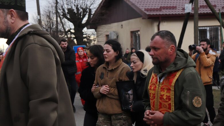 З легендарним комбатом Дмитром Коцюбайлом (Да Вінчі) попрощалися на Івано-Франківщині 14