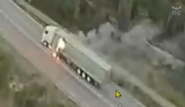 Оператори бригади К-2 уразили щонайменше 30 одиниць російської логістичної техніки поблизу Єнакієвого. ВIДЕО