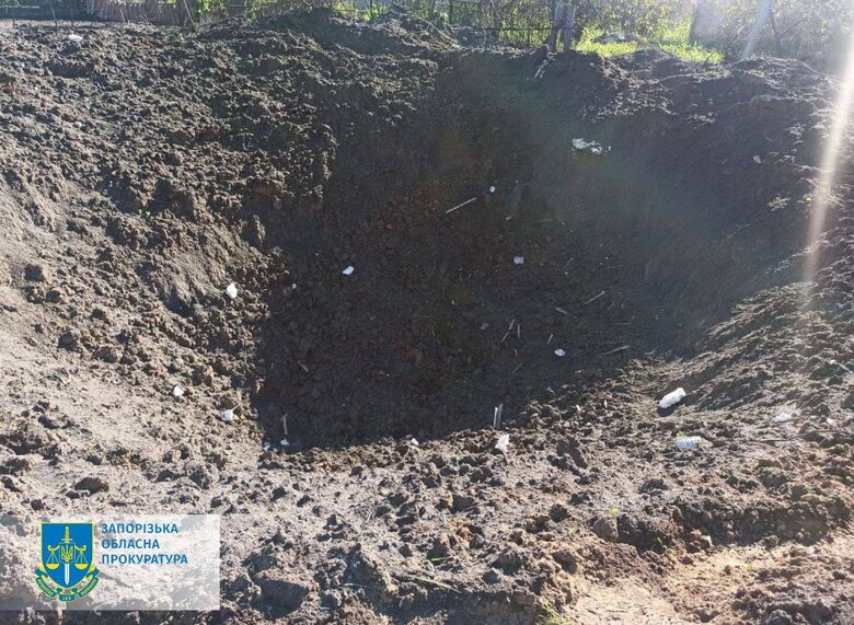 Наслідки ворожих ракетних ударів по Запоріжжю 06