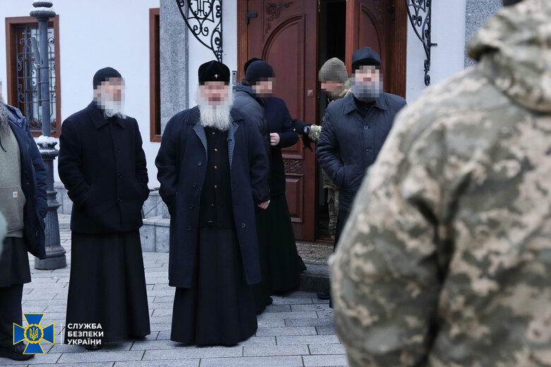 СБУ проводить безпекові заходи у Києво-Печерській Лаврі, - пресцентр 06