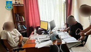 За $11 тис. скеровували до "потрібних" лікарів: схему ухилення від мобілізації викрили у Києві. ФОТОрепортаж