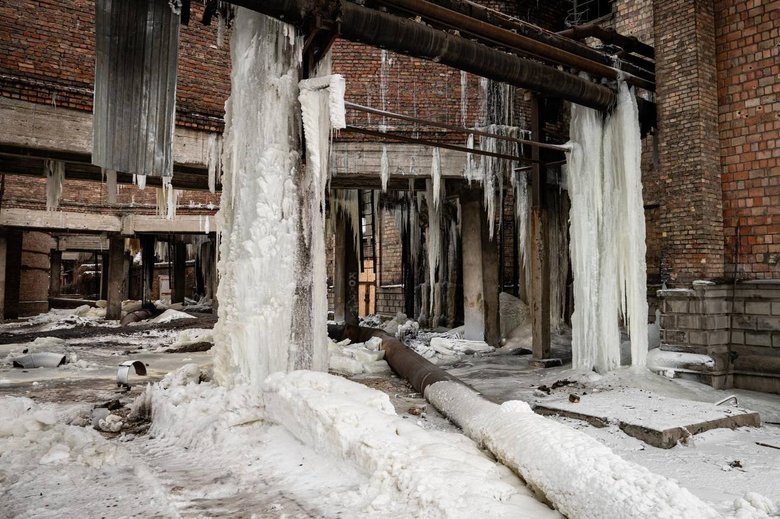 Понад 60 дипломатів відвідали пошкоджену Дарницьку ТЕЦ