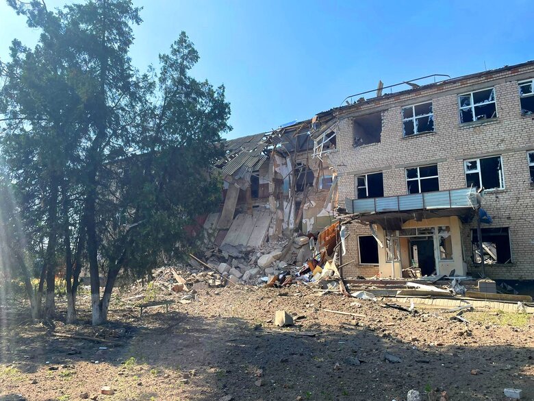 Наслідки ворожих обстрілів Херсонщини 12 Наслідки ворожих обстрілів Херсонщини 12