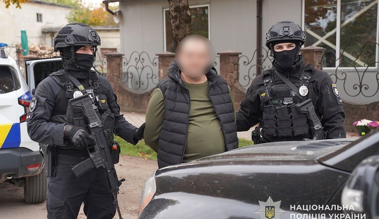 Чоловіки напали на авто ТЦК та допомогли втекти військовозобов’язаному: постраждав військовий терцентру. ФОТОрепортаж
