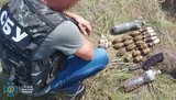 Наемники РФ прятали элементы самодельного взрывного устройства для терактов на Луганщине, - СБУ. ФОТОрепортаж
