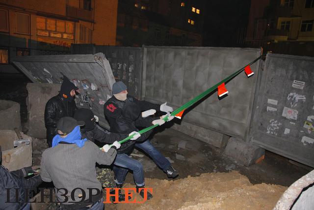 киев протест штурм стройка