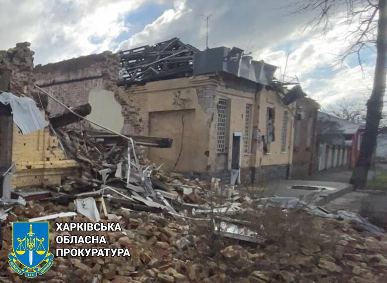 Последствия вражеских ударов по Волчанску: повреждены дома и гражданское предприятие 03 Последствия вражеских ударов по Волчанску: повреждены дома и гражданское предприятие 03