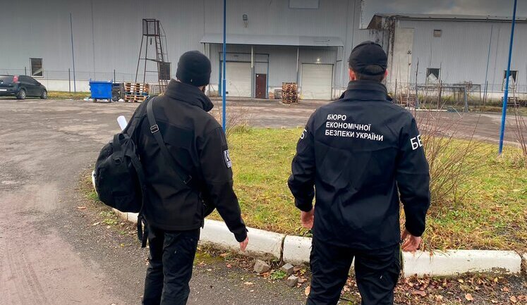 Допомогли магазинам ухилитися від податків на понад 700 мільйонів: БЕБ викрило компанії відомого конвертатора