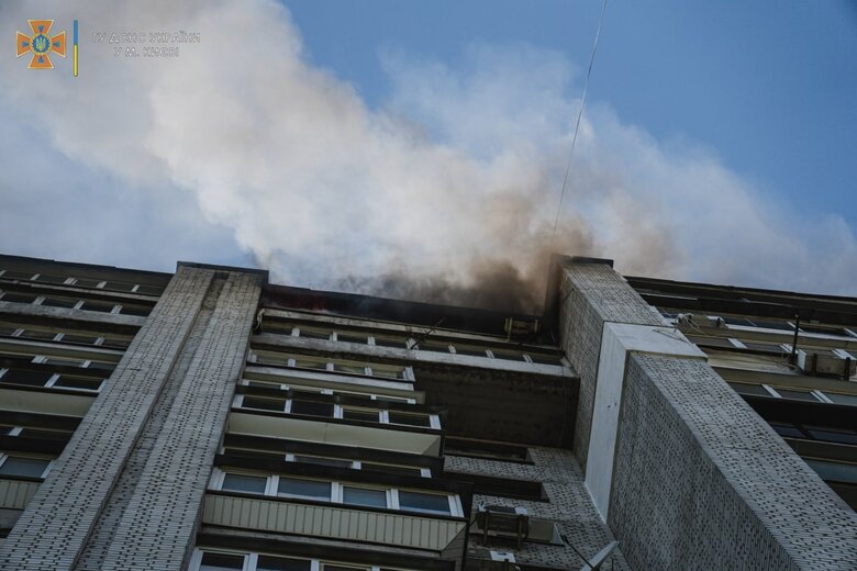 Двух человек спасли во время пожара в Киеве, - ГСЧС 01 Двух человек спасли во время пожара в Киеве, - ГСЧС 01