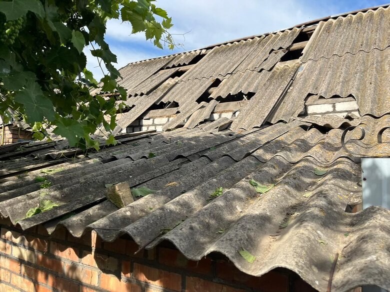 Наслідки обстрілів Нікопольщини 14 червня