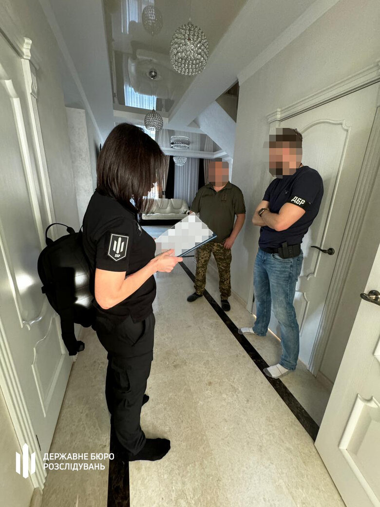 ДБР завершило розслідування махінацій з генераторами для ЗСУ на понад 5 млн грн