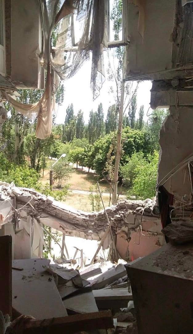 Рашисты нанесли три авиаудара вокруг Лисичанска, в Северодонецке безостановочно продолжаются бои, - Гайдай 07