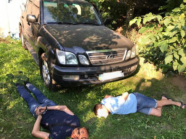 Службовий автомобіль заступника голови НП Фацевича знайшли в Обухівському районі 01 Службовий автомобіль заступника голови НП Фацевича знайшли в Обухівському районі 01