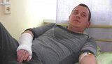 Зламана кисть та пошкоджено вухо, - керівника Геокадастру Дніпропетровщини Духневича побили у робочому кабінеті співробітники управління установи. ФОТО