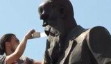 Памятникам выдающимся украинцам во Львове заклеили рты белой лентой. + ВИДЕО.