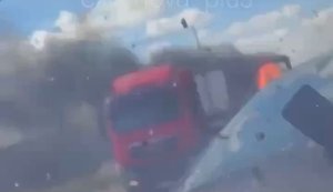 Russian lorry driver, on his way to occupied Melitopol, looks at burning lorries and is struck by drone in cab: "Man, they’re really going wild today!". VIDEO