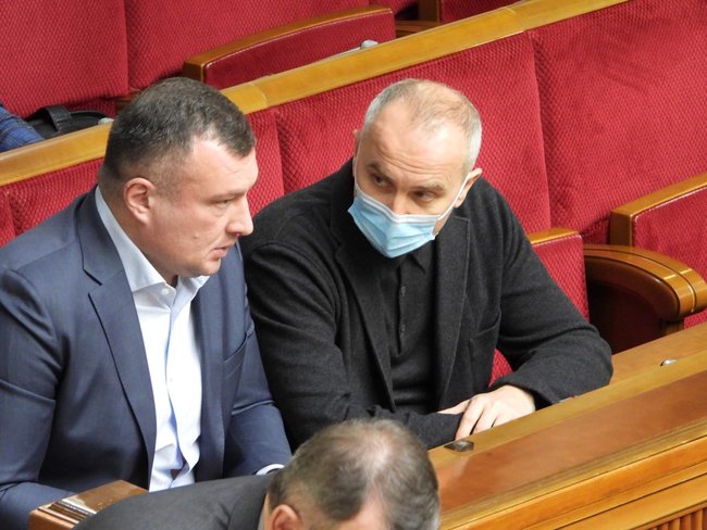 Слуга народу Олег Семінський на записі СБУ ділив з бандитом частку в Нафтогазвидобуванні: Зірки мене обрали, я в команді президента. До того ж зі мною Дубінський, ну, вся команда, всі, бл...дь, 240 10