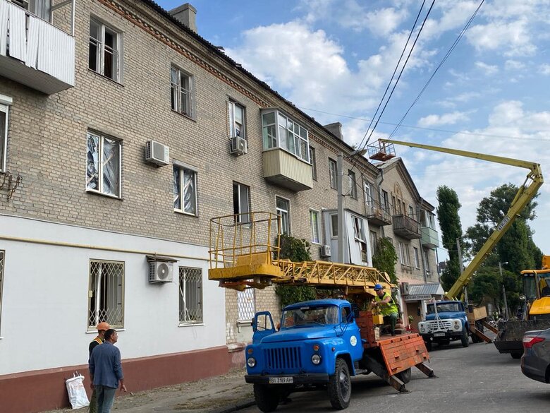 Удар по Кременчугу: повреждены дома, 32 человека пострадали 02