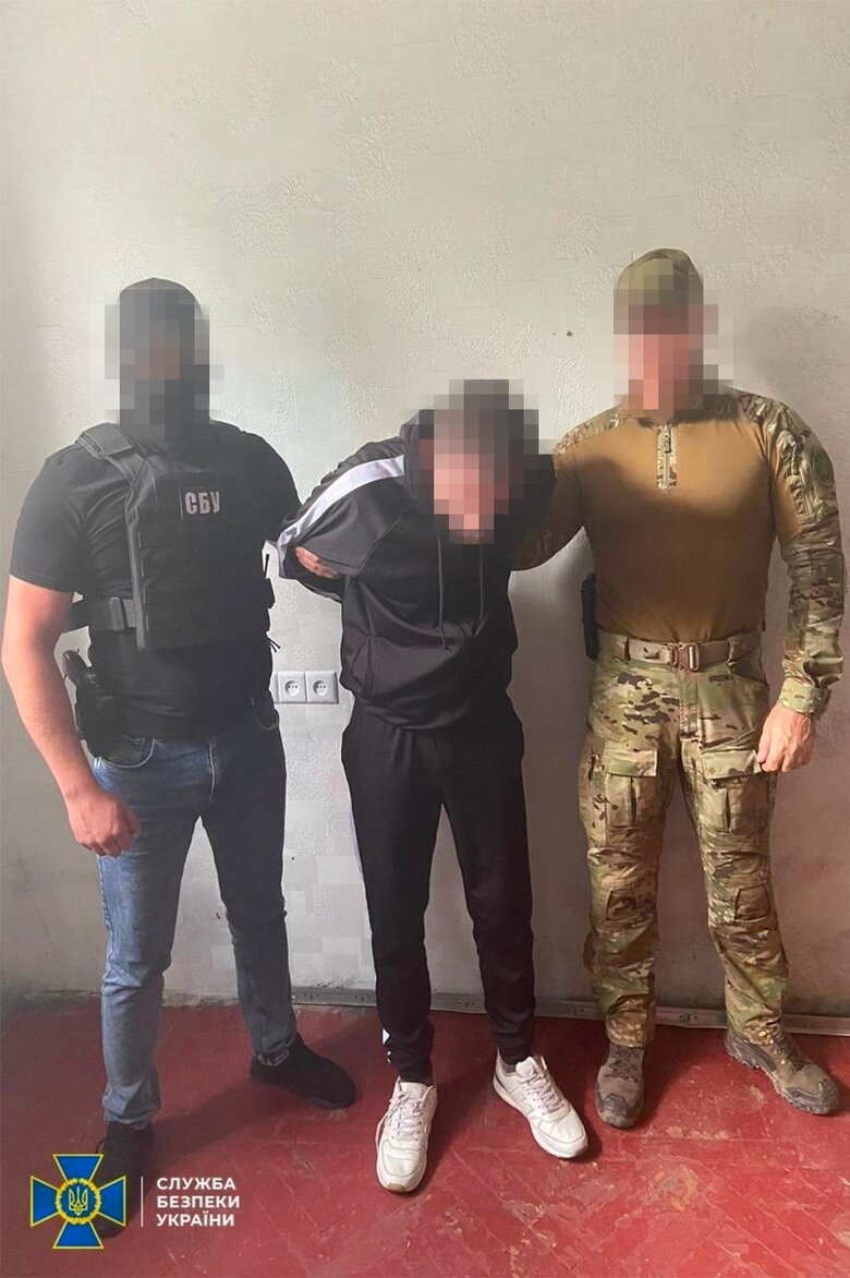 Затримано зрадника, який шпигував за проукраїнськими партизанами на окупованих територіях Запорізької області, - СБУ 01 Затримано зрадника, який шпигував за проукраїнськими партизанами на окупованих територіях Запорізької області, - СБУ 01