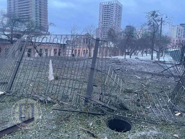 Ракетний удар по Солом'янському районі Києва