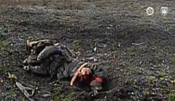 Оператори дронів Птахи Мадяра ліквідували окупанта завішаного сумками та амуніцією серед поля