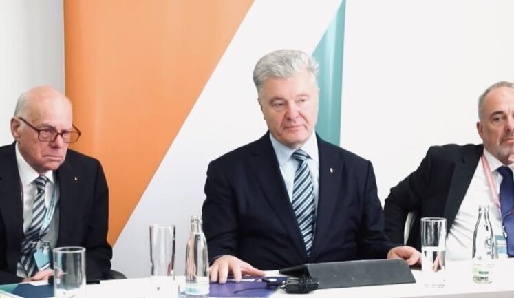 Путін не зупиниться в Україні, - Порошенко в Берліні назвав 7 передумов для перемоги над агресором